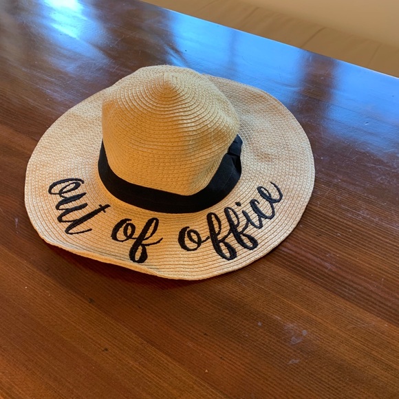 CC Exclusives Accessories - Out of Office Beach Hat